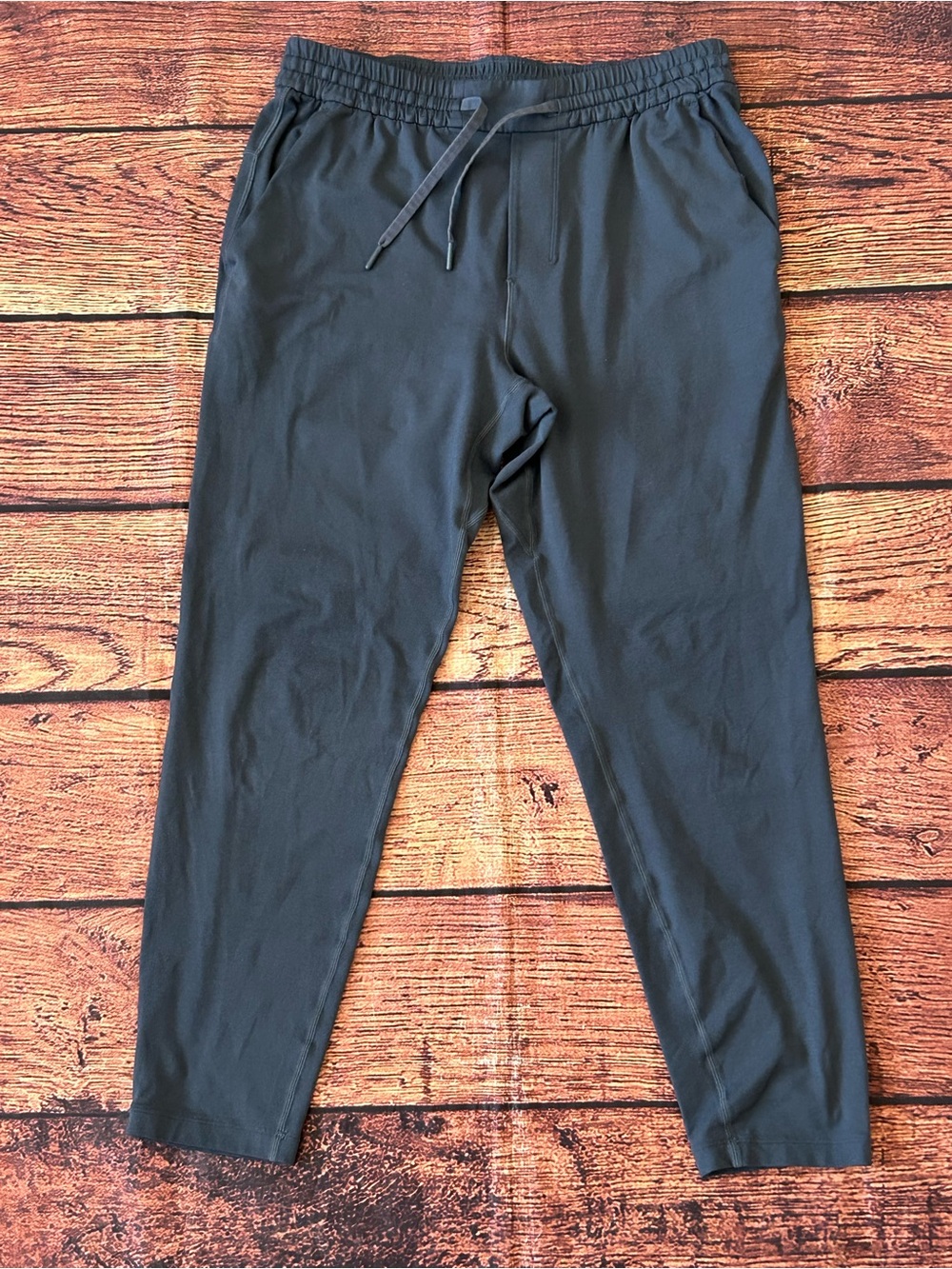 Lululemon Warp City Jogger Pants Size M Dark Charcoal Gray Drawstring Warpstreme